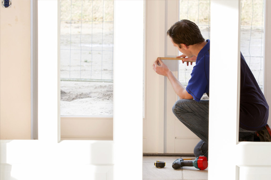 Earlimart-interior-door-repair