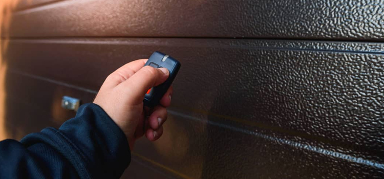 automatic door opener with remote control in Earlimart
