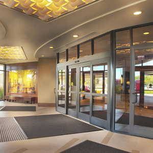 commercial door specialist Earlimart